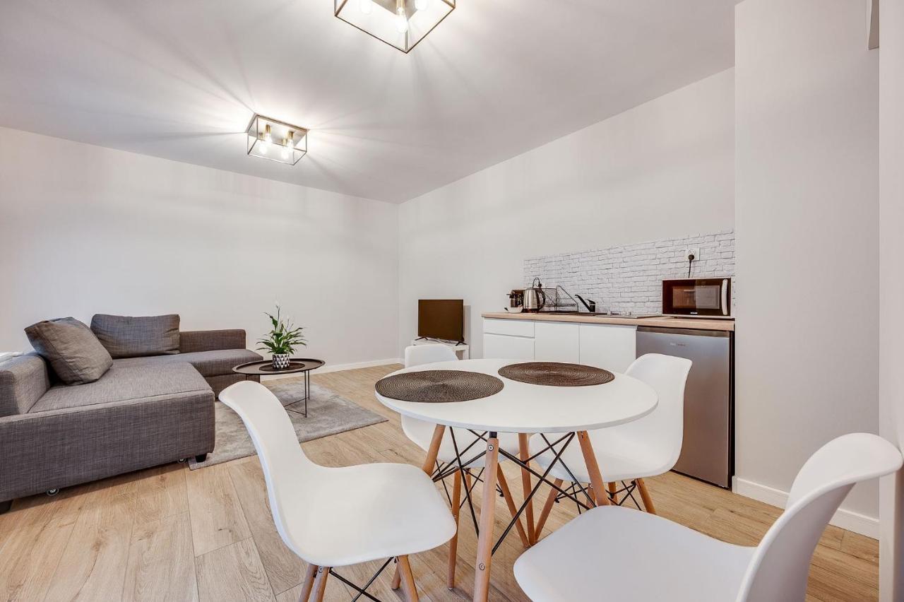 Central Platinum Apartments 23 雷布尼克 外观 照片
