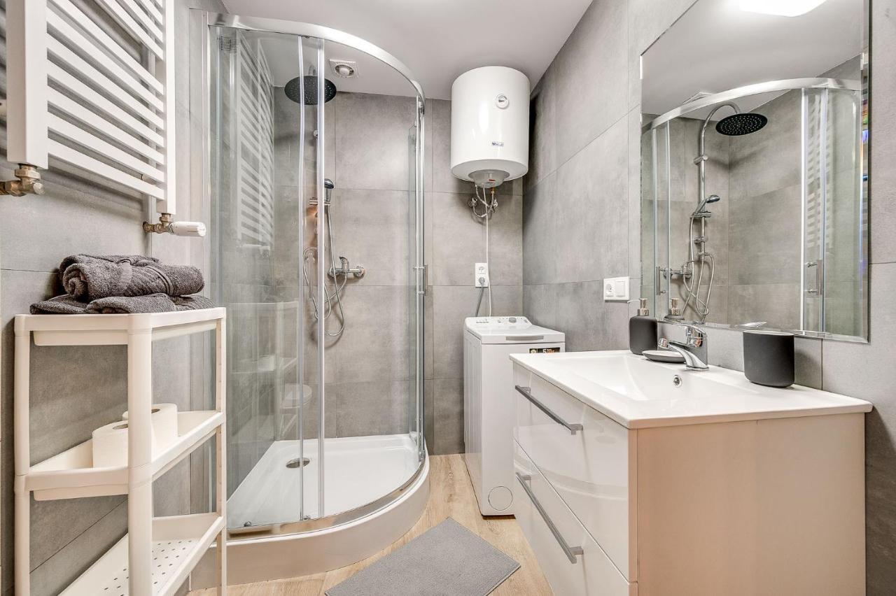 Central Platinum Apartments 23 雷布尼克 外观 照片