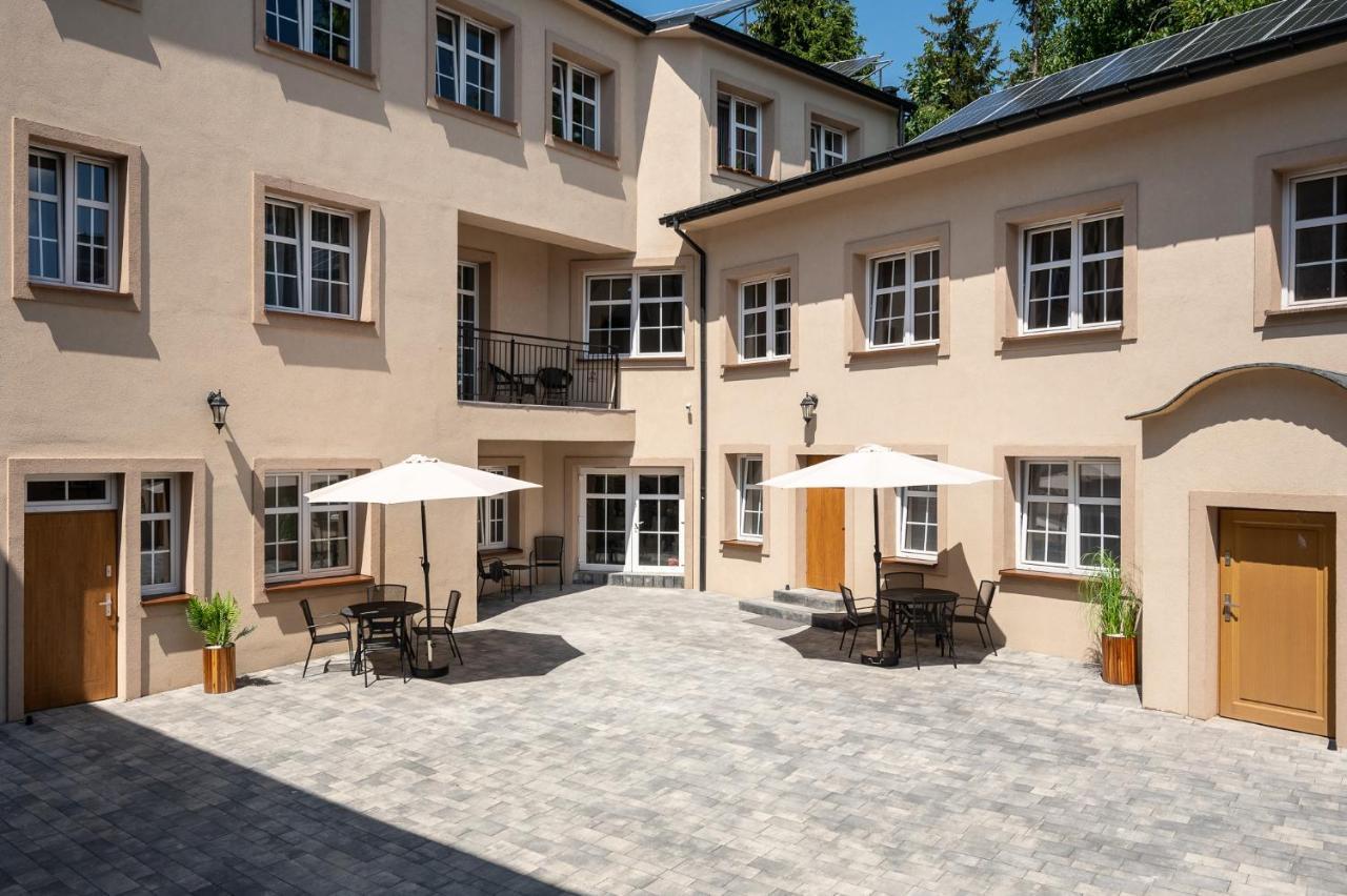 Central Platinum Apartments 23 雷布尼克 外观 照片